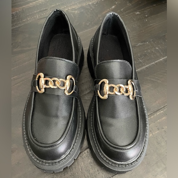 Loafers - Picture 3 of 4